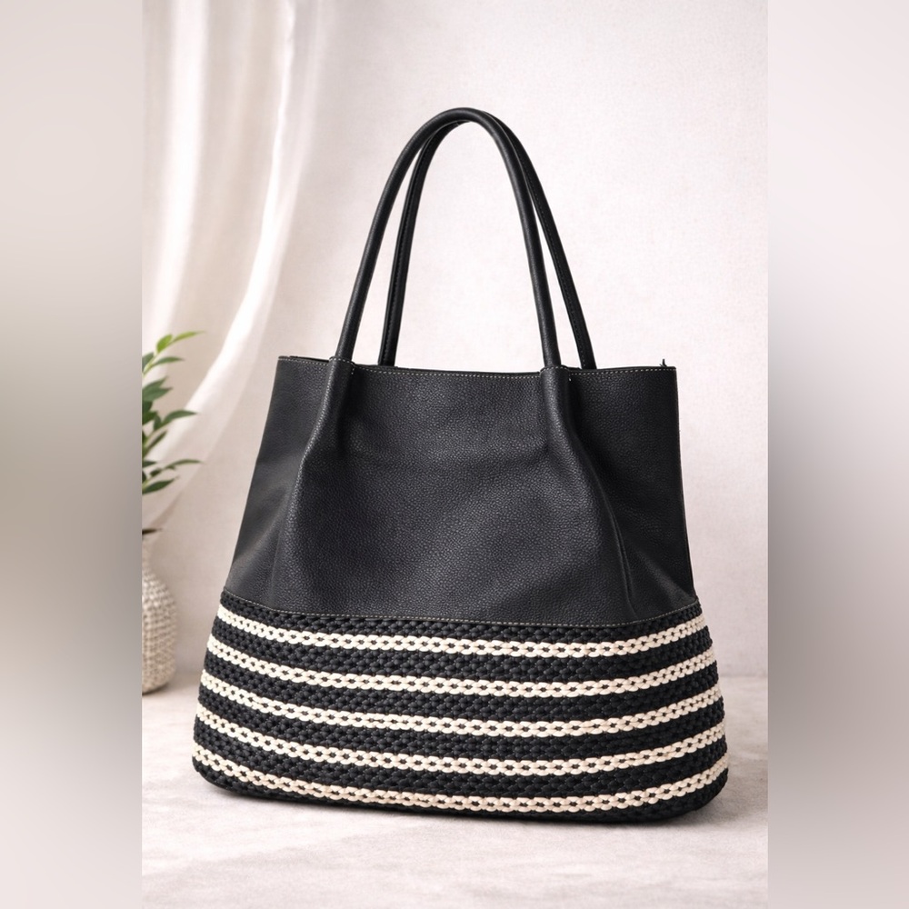 St John’s Bay Striped Woven Tote Bag –Shoulder Bag / Casual Everyday Tote